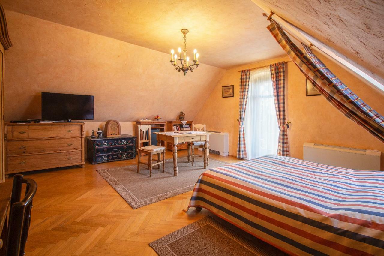 Palazzo Wellness Villa Еґер Екстер'єр фото