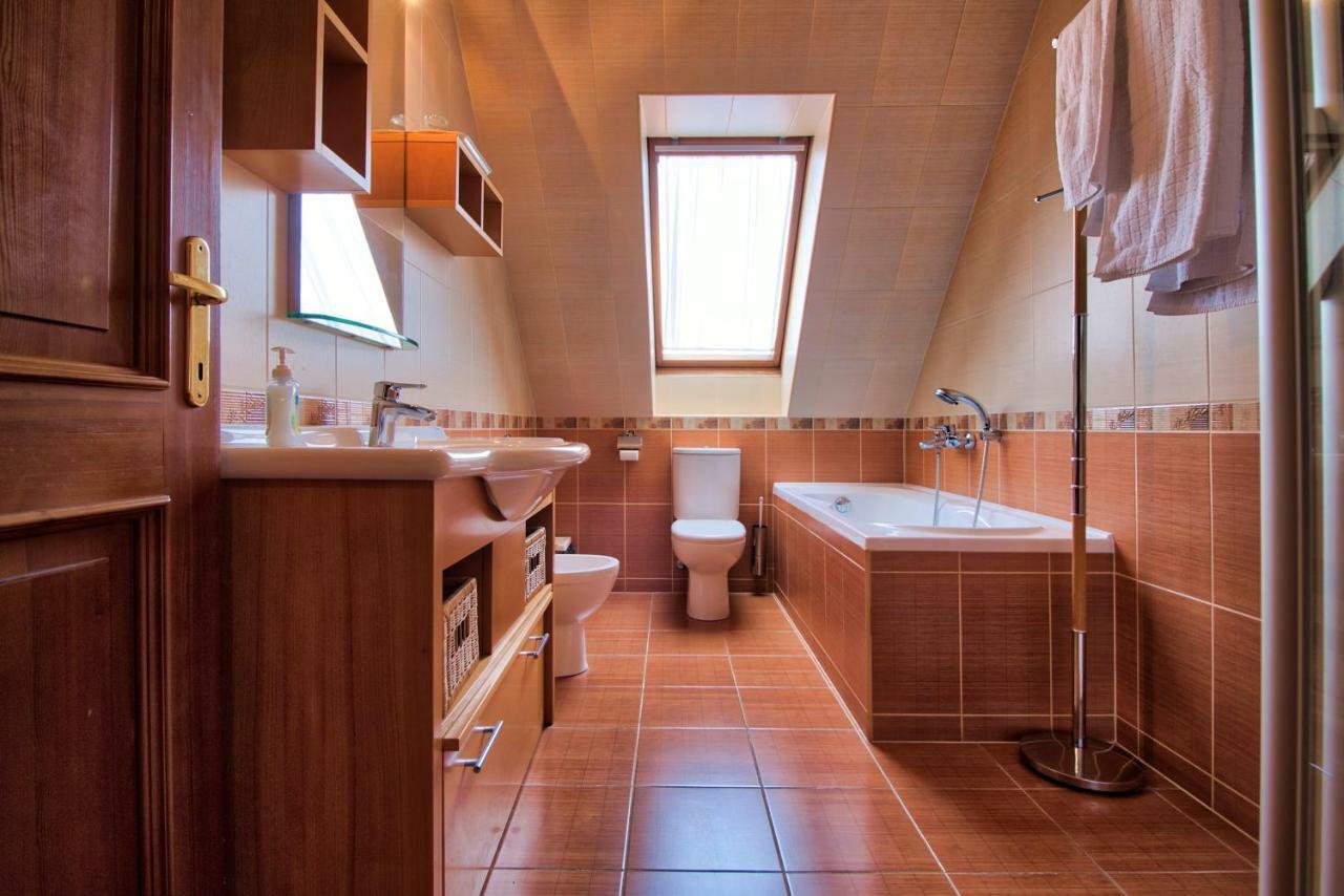 Palazzo Wellness Villa Еґер Екстер'єр фото