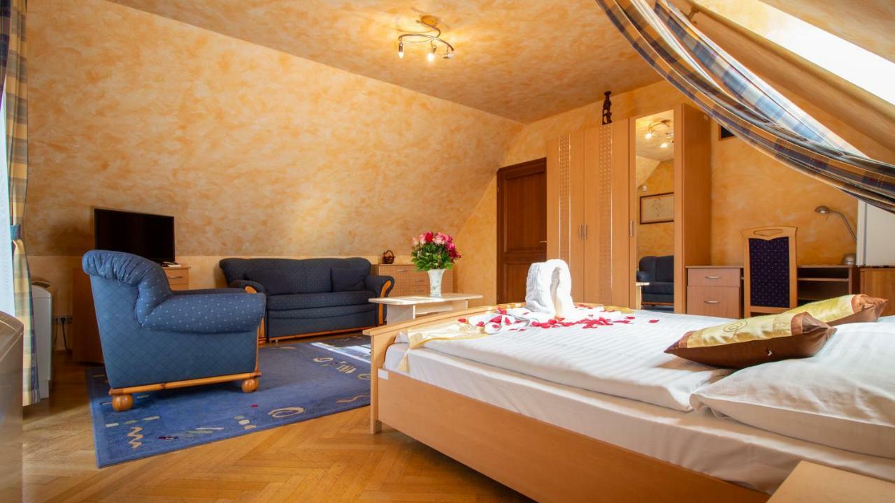 Palazzo Wellness Villa Еґер Екстер'єр фото