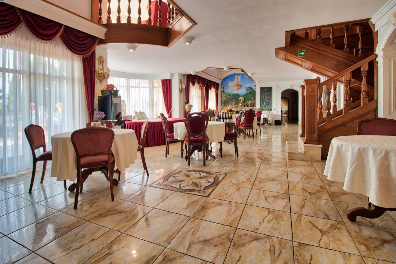 Palazzo Wellness Villa Еґер Екстер'єр фото